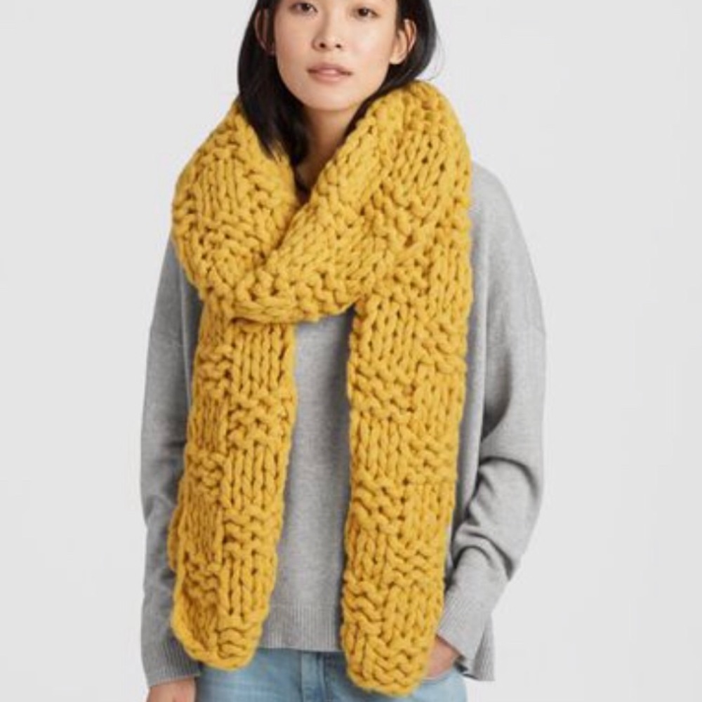 Eileen Fisher yellow handknit Peruvian alpaca